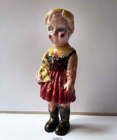 Alternative view of Sassy